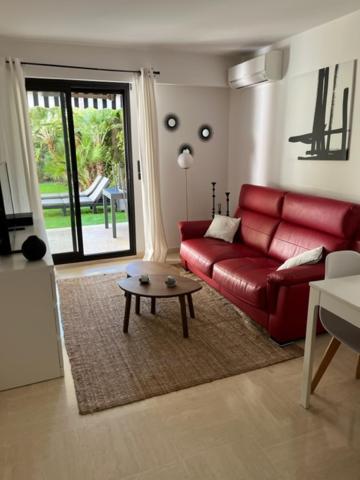 T2 Avec Terrasse Et Jardin Apartment Cannes Exterior photo